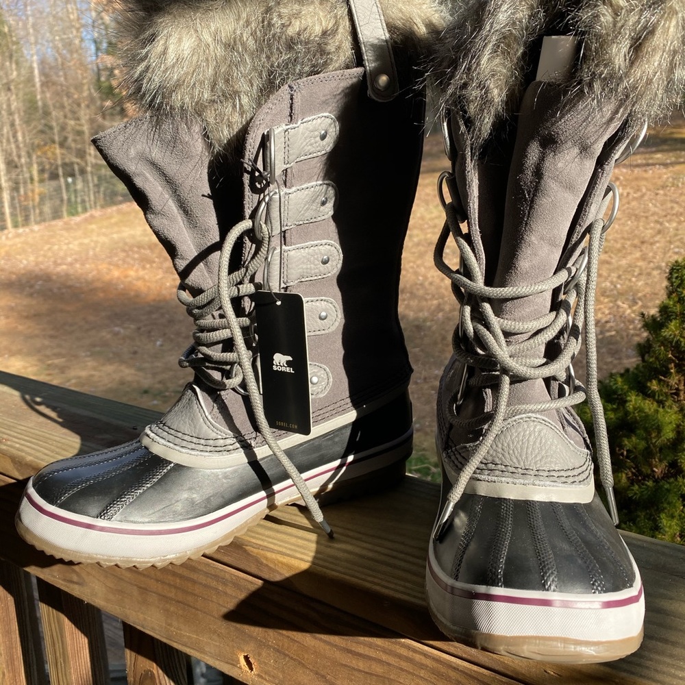 Sorel Joan of Arctic Boots 8.5